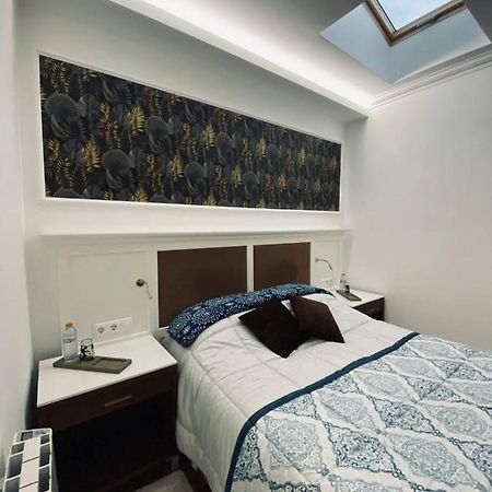 Private Room Trafaria Экстерьер фото