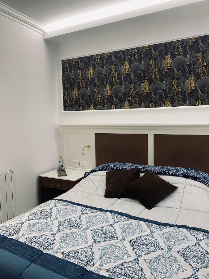 Private Room Trafaria Экстерьер фото
