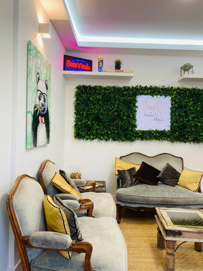 Private Room Trafaria Экстерьер фото