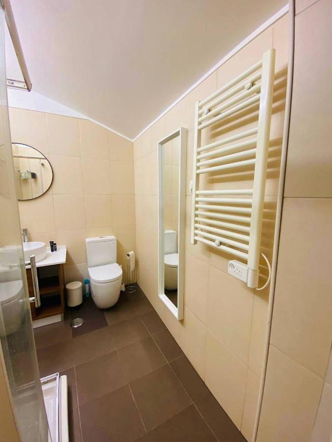Private Room Trafaria Экстерьер фото