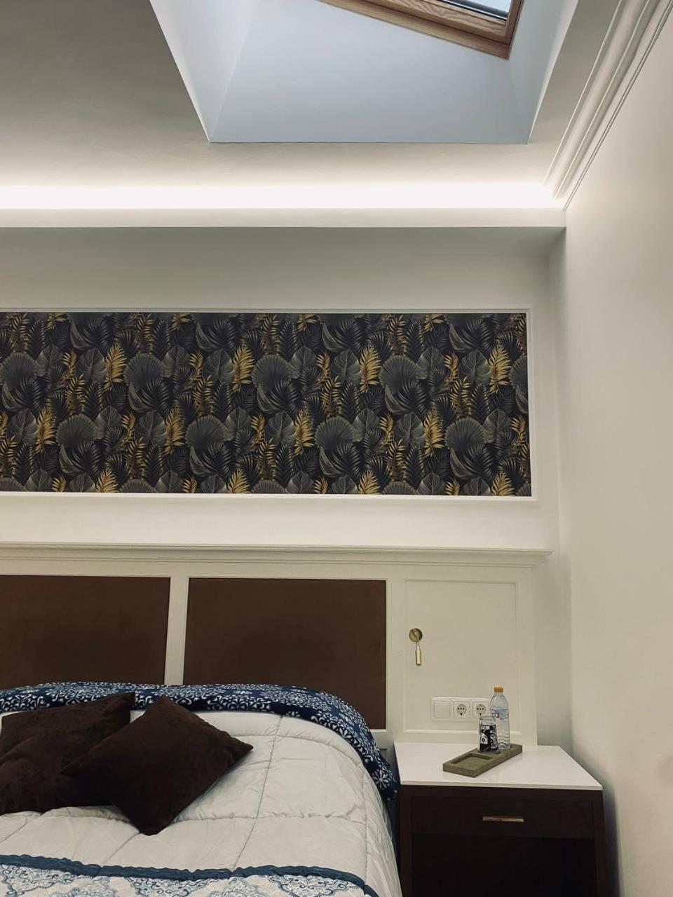 Private Room Trafaria Экстерьер фото