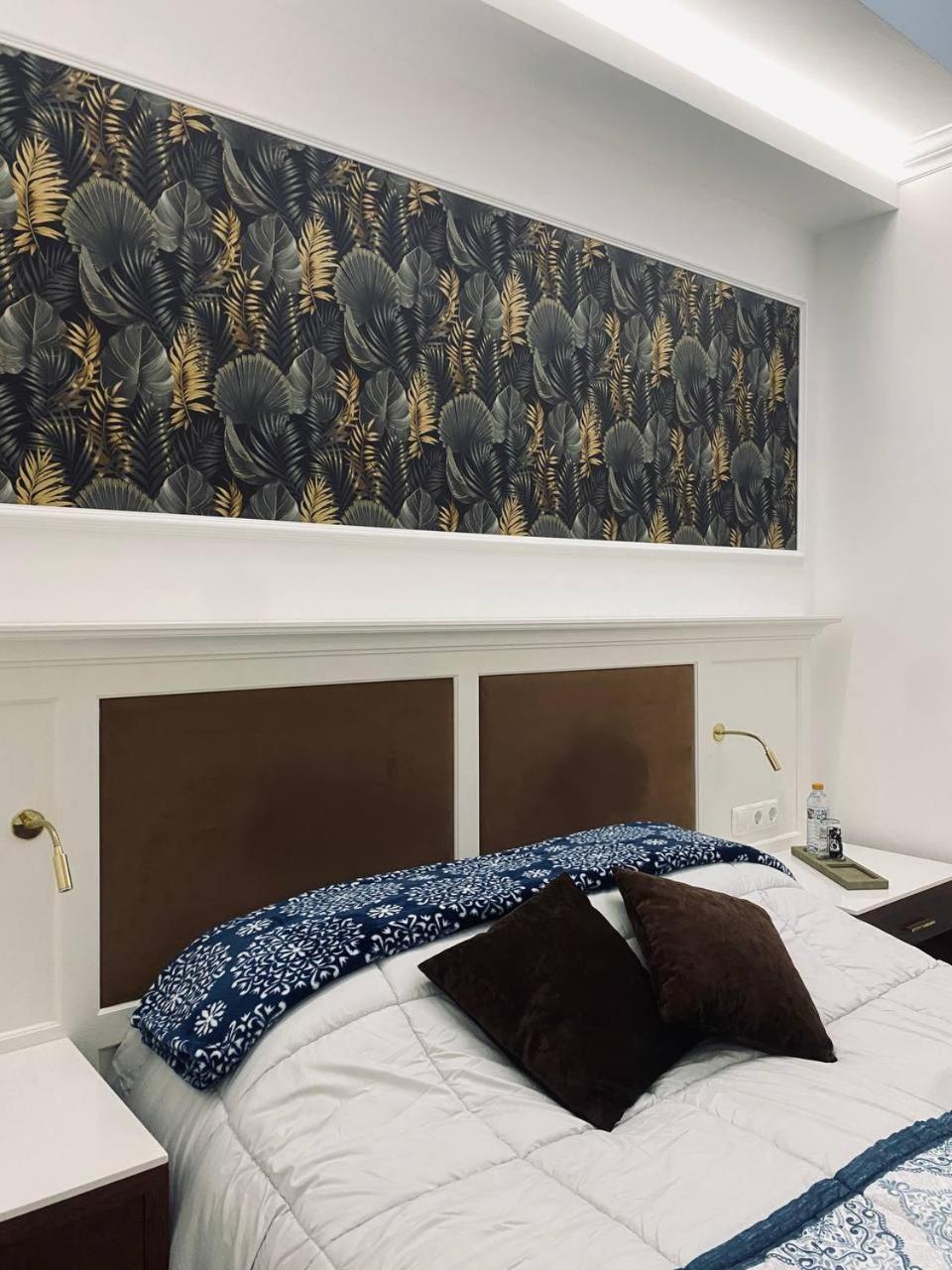 Private Room Trafaria Экстерьер фото